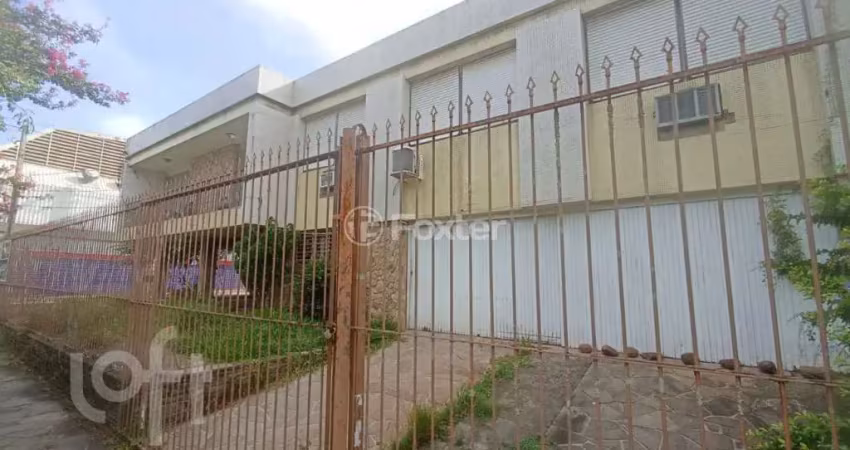 Casa com 3 quartos à venda na Avenida Panamericana, 770, Jardim Lindóia, Porto Alegre
