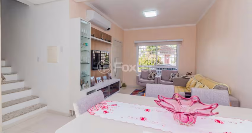 Casa com 3 quartos à venda na Rua Aquário, 42, Jardim Itu Sabará, Porto Alegre
