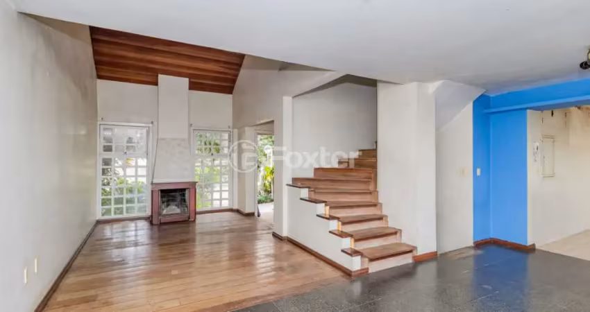 Casa em condomínio fechado com 3 quartos à venda na Rua Padre João Batista Reus, 983, Vila Conceição, Porto Alegre