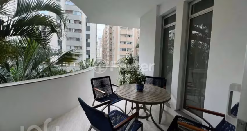 Apartamento com 4 quartos à venda na Rua Esteves Júnior, 527, Centro, Florianópolis
