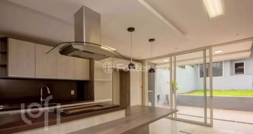 Casa com 4 quartos à venda na Rua Engenheiro Walter Boehl, 448, Vila Ipiranga, Porto Alegre
