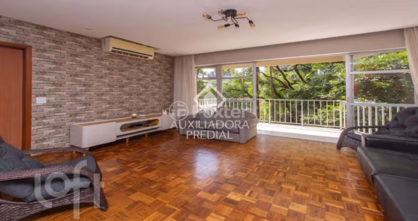 Apartamento com 3 quartos à venda na Rua Pedro Weingartner, 140, Rio Branco, Porto Alegre