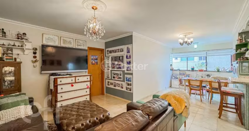 Apartamento com 3 quartos à venda na Rua Roque Calage, 870, Passo da Areia, Porto Alegre