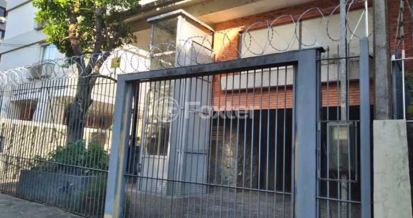 Casa com 3 quartos à venda na Avenida Pirapó, 125, Petrópolis, Porto Alegre
