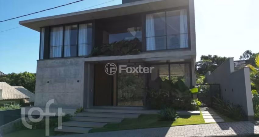 Casa em condomínio fechado com 5 quartos à venda na Avenida Pequeno Príncipe, 1277, Campeche, Florianópolis