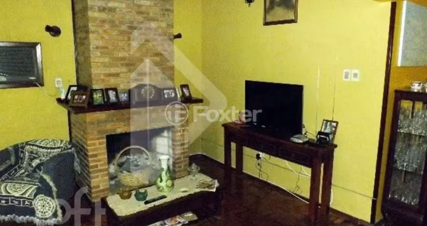 Casa com 7 quartos à venda na Rua Faria Santos, 355, Petrópolis, Porto Alegre