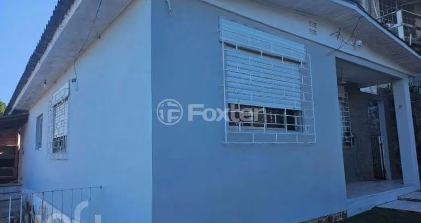 Casa com 3 quartos à venda na Beco F, 191, Ipanema, Porto Alegre
