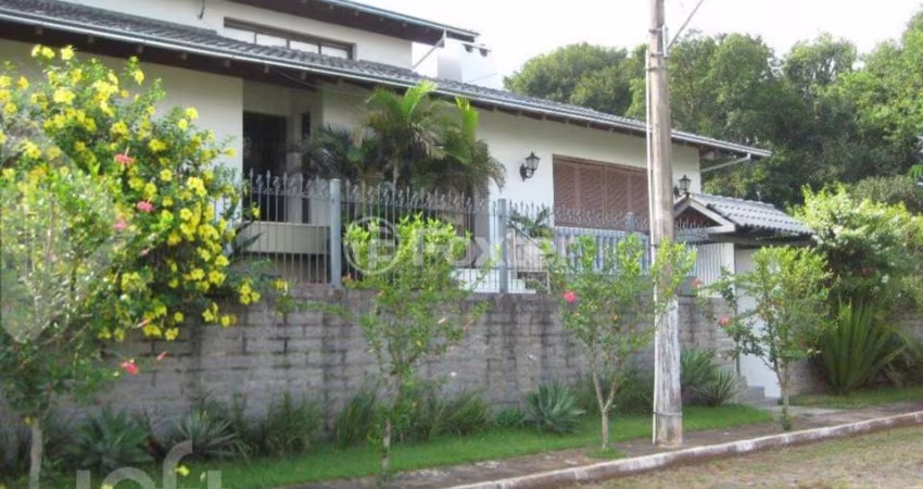 Casa com 3 quartos à venda na Rua São Luís do Maranhão, 46, Boa Vista, Novo Hamburgo