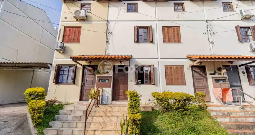 Casa em condomínio fechado com 3 quartos à venda na Avenida Monte Cristo, 100, Vila Nova, Porto Alegre