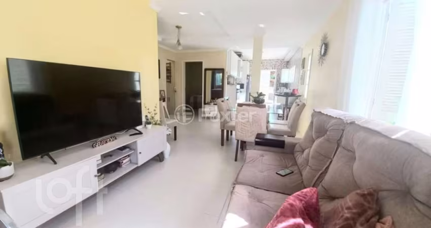 Casa com 2 quartos à venda na Rua Elmo Born, 61, Hípica, Porto Alegre