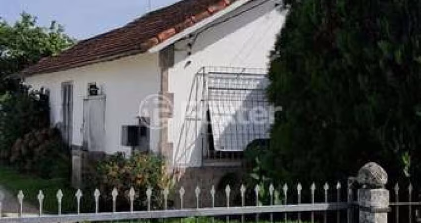 Casa com 2 quartos à venda na Avenida Juca Batista, 8473, Belém Novo, Porto Alegre