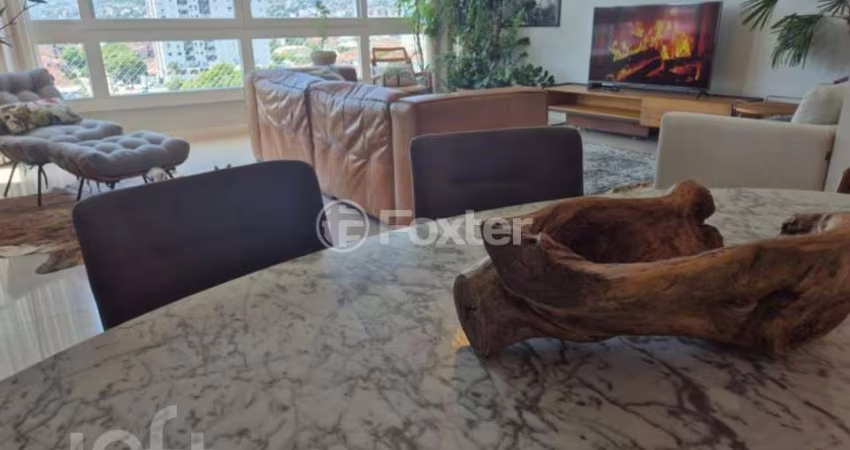 Apartamento com 3 quartos à venda na Rua Eurico Lara, 804, Medianeira, Porto Alegre