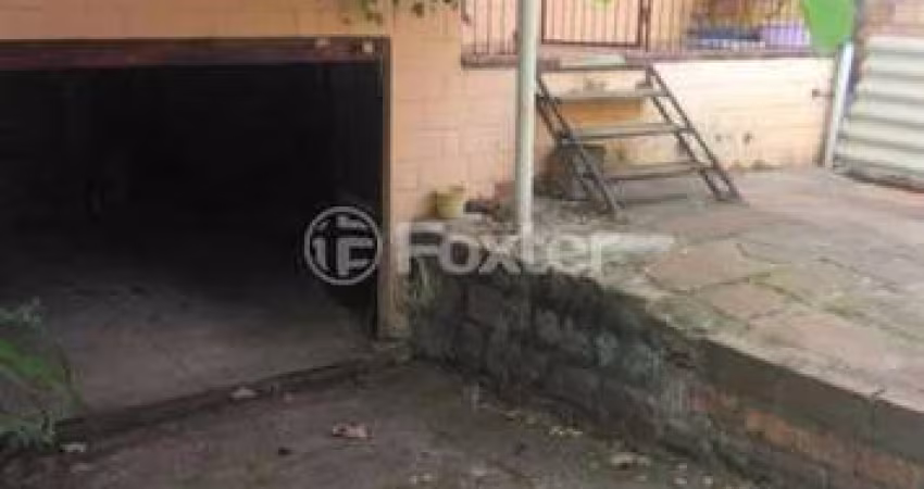 Casa com 2 quartos à venda na Rua Martim Minaberry, 241, Partenon, Porto Alegre