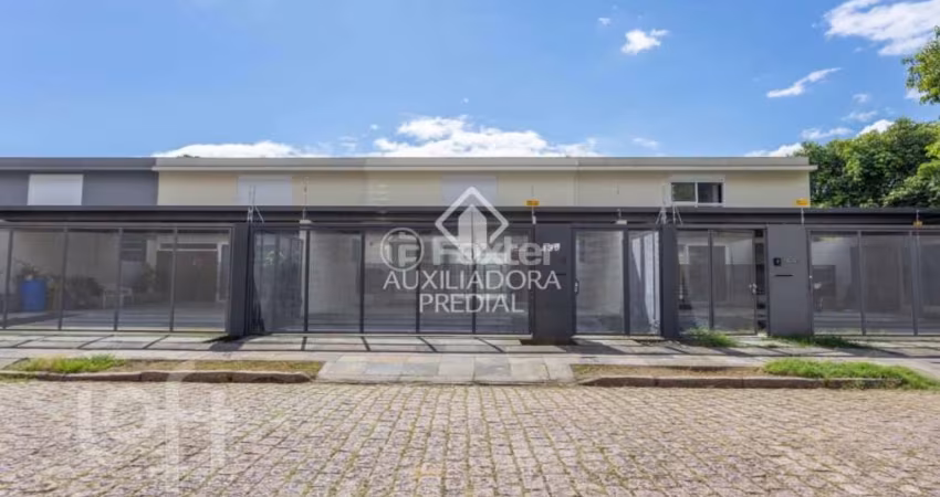 Casa com 3 quartos à venda na Rua Rodolfo Simch, 438, Jardim Lindóia, Porto Alegre