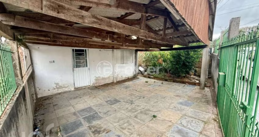 Casa com 2 quartos à venda na Rua Seival, 128, Vila Jardim, Porto Alegre