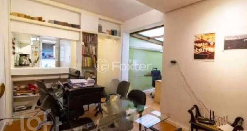 Apartamento com 2 quartos à venda na Rua Demétrio Ribeiro, 860, Centro Histórico, Porto Alegre