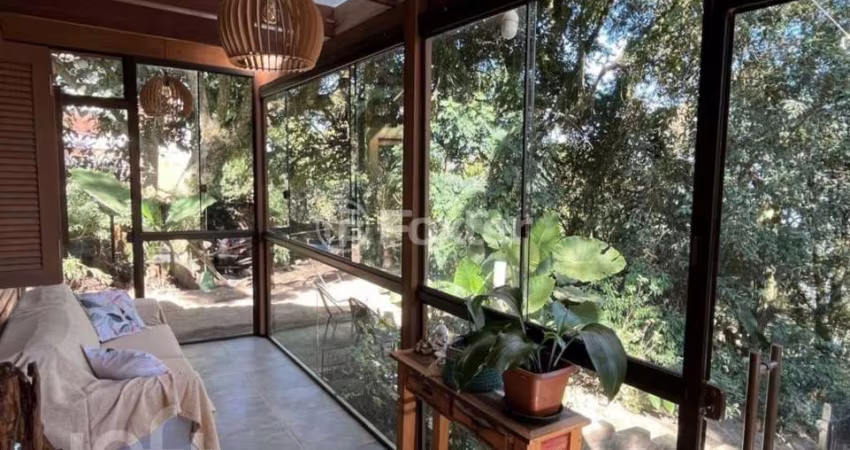 Casa com 2 quartos à venda na Avenida Beira Rio, 1043, Belém Novo, Porto Alegre