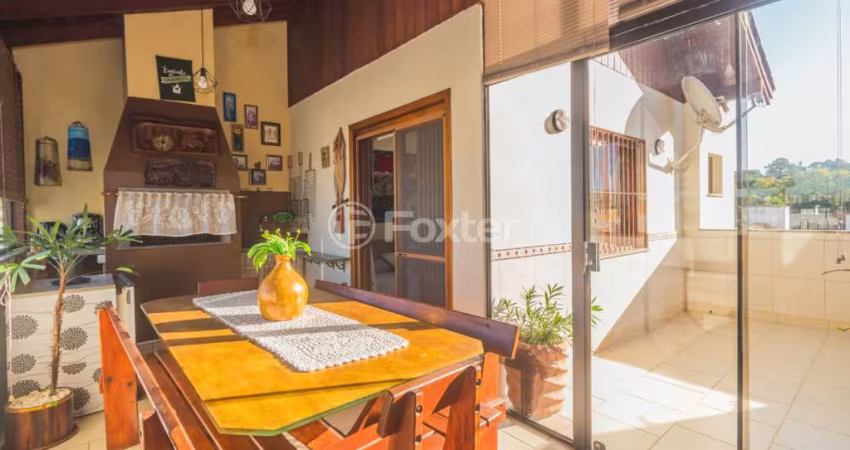 Casa em condomínio fechado com 3 quartos à venda na Rua Coronel Massot, 134, Cristal, Porto Alegre
