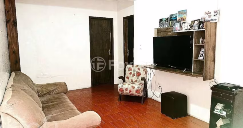 Casa com 2 quartos à venda na Rua Marquês do Maricá, 709, Vila Nova, Porto Alegre