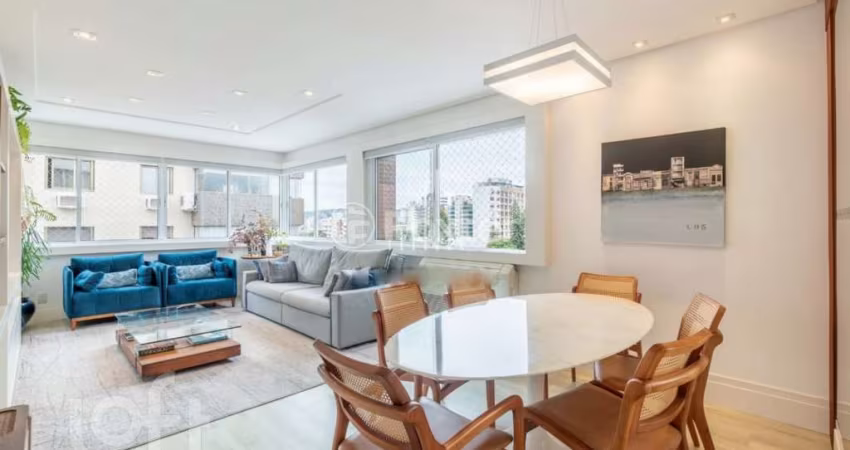 Apartamento com 3 quartos à venda na Rua Dário Pederneiras, 276, Petrópolis, Porto Alegre