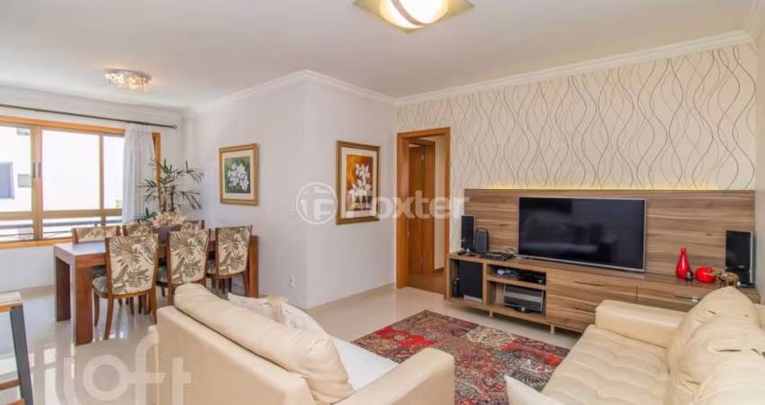 Apartamento com 3 quartos à venda na Rua Roque Calage, 886, Passo da Areia, Porto Alegre