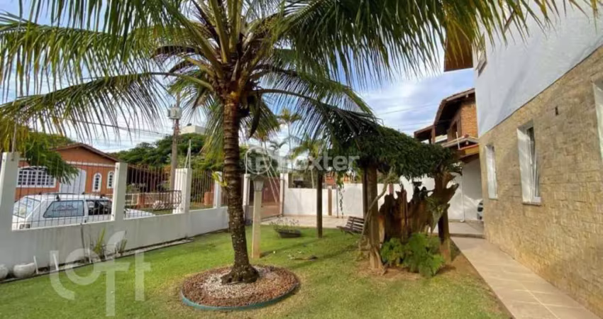 Casa em condomínio fechado com 4 quartos à venda na Rua Manoel Pedro Vieira, 1248, Morro das Pedras, Florianópolis