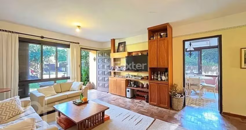 Casa com 3 quartos à venda na Avenida Imperial, 422, Ipanema, Porto Alegre