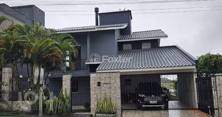 Casa com 3 quartos à venda na Rua dos Flamingos, 180, Pedra Branca, Palhoça