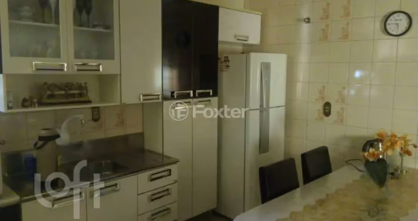 Casa com 3 quartos à venda na Rua Marcelo Juarez Swaisser, 148, São Caetano, Caxias do Sul