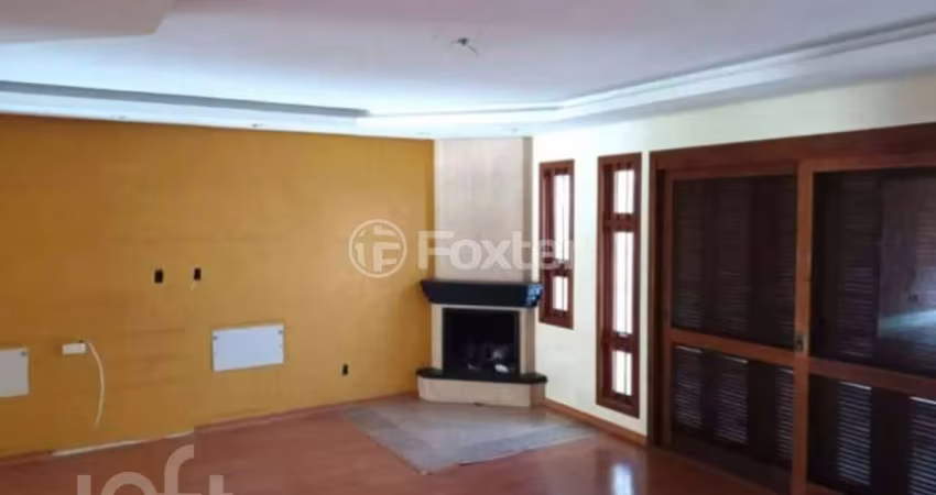 Casa com 3 quartos à venda na Rua João Alcino Sturmer, 668, Santa Catarina, Caxias do Sul