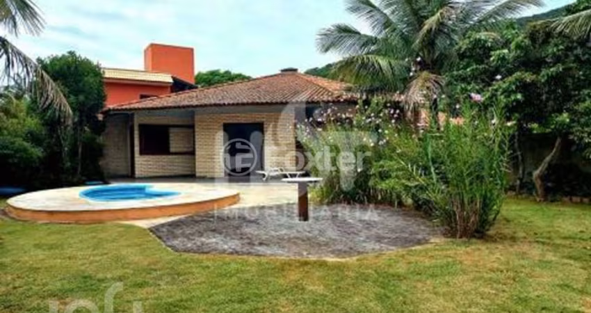 Casa com 3 quartos à venda na Travessa Brisa do Mar, 206, Armação do Pântano do Sul, Florianópolis