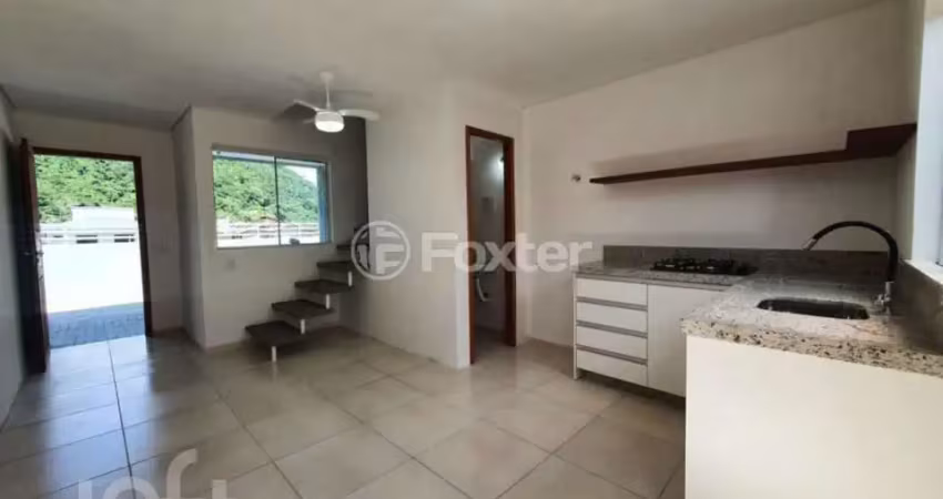 Casa com 2 quartos à venda na Servidão Alcidomiro Flores, 152, Rio Tavares, Florianópolis