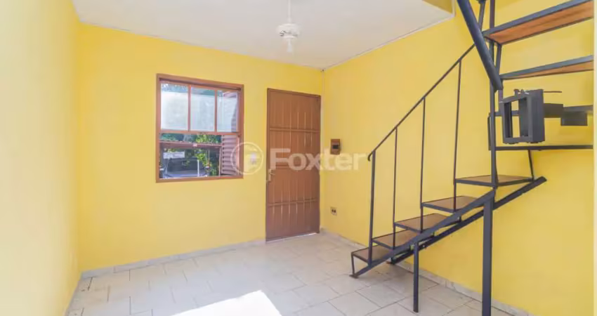 Casa em condomínio fechado com 2 quartos à venda na Avenida Vicente Monteggia, 2772, Cavalhada, Porto Alegre