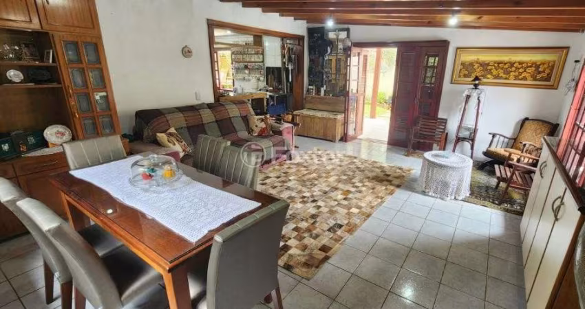 Casa com 3 quartos à venda na Rua Aparício Borges, 280, Chácara das Rosas, Cachoeirinha