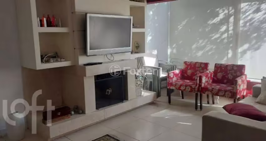 Casa com 3 quartos à venda na Rua Campos Elíseos, 78, Glória, Porto Alegre