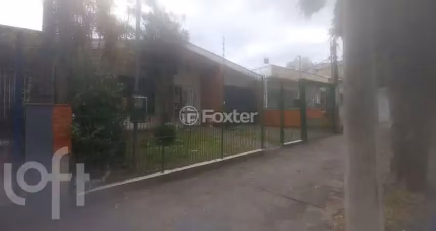 Casa com 3 quartos à venda na Rua Gaston Englert, 215, Vila Ipiranga, Porto Alegre