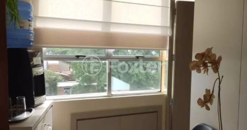 Sala comercial com 1 sala à venda na Avenida Wenceslau Escobar, 3033, Vila Assunção, Porto Alegre