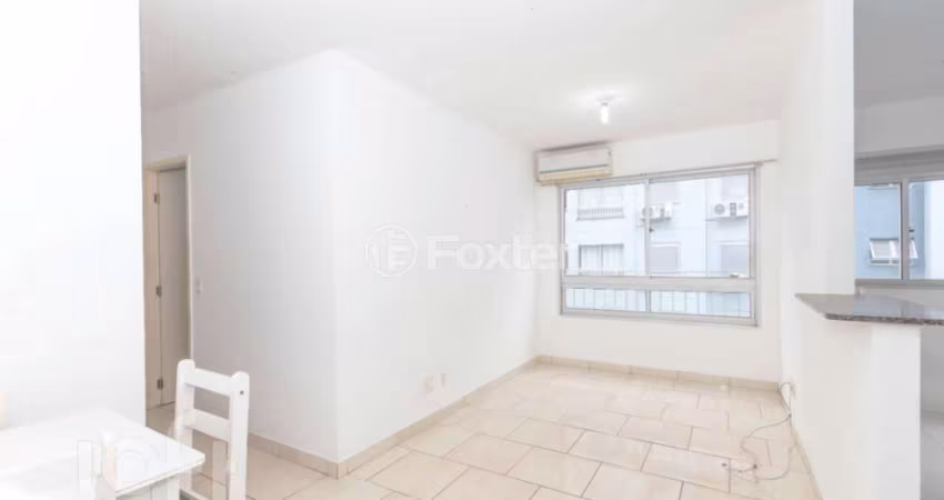 Apartamento com 2 quartos à venda na Avenida Cascais, 99, Passo das Pedras, Porto Alegre
