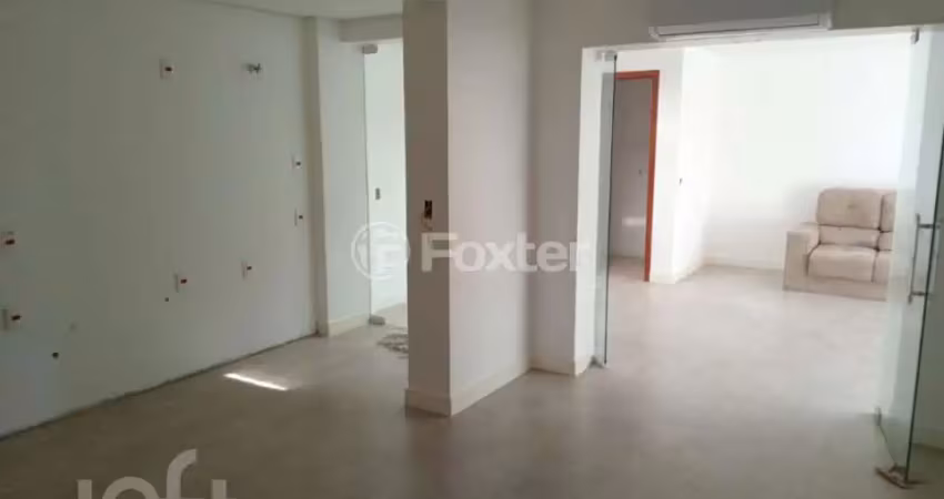 Apartamento com 3 quartos à venda na Avenida Cinco de Novembro, 200, Teresópolis, Porto Alegre