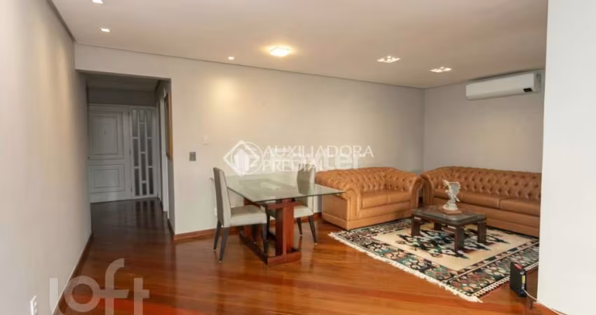 Apartamento com 3 quartos à venda na Rua Faria Santos, 394, Petrópolis, Porto Alegre