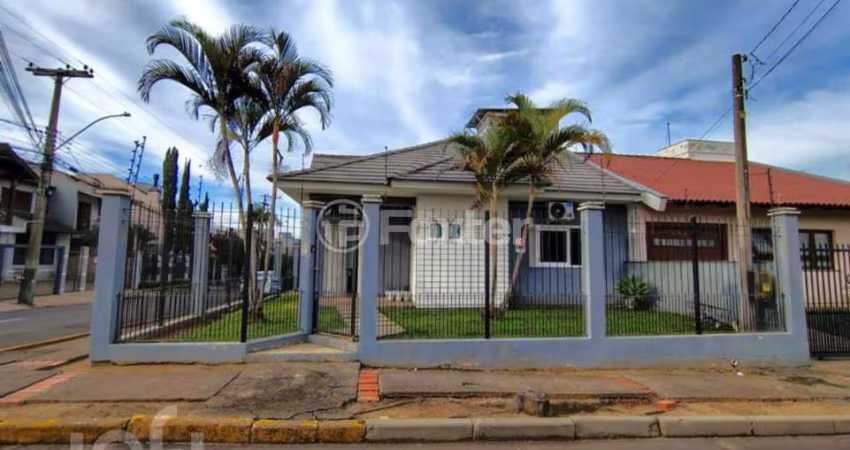 Casa com 3 quartos à venda na Rua Carlos Leopoldo Schüller, 396, Parque da Matriz, Cachoeirinha