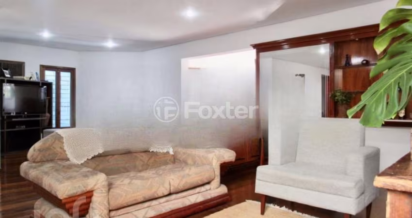 Casa com 3 quartos à venda na Rua Teixeira de Carvalho, 215, Medianeira, Porto Alegre