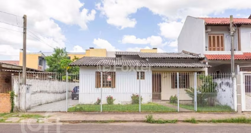 Casa com 3 quartos à venda na Rua Imbuí, 455, Vila Cachoeirinha, Cachoeirinha