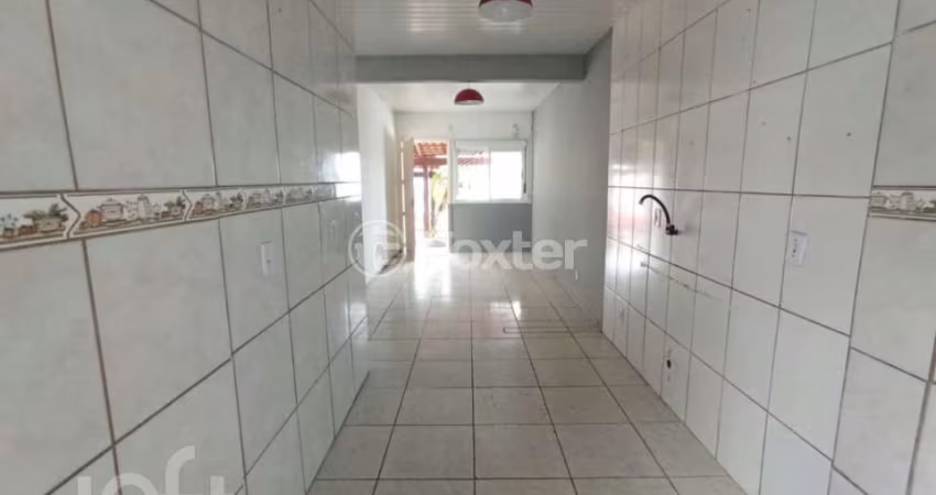 Casa com 2 quartos à venda na Rua Alvício Ilustre de Souza, 64, Morada do Bosque, Cachoeirinha
