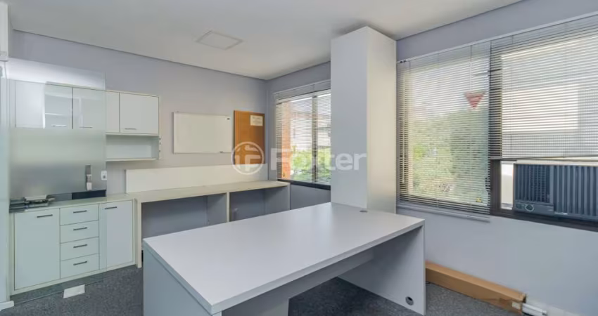 Sala comercial com 1 sala à venda na Rua Carazinho, 652, Petrópolis, Porto Alegre