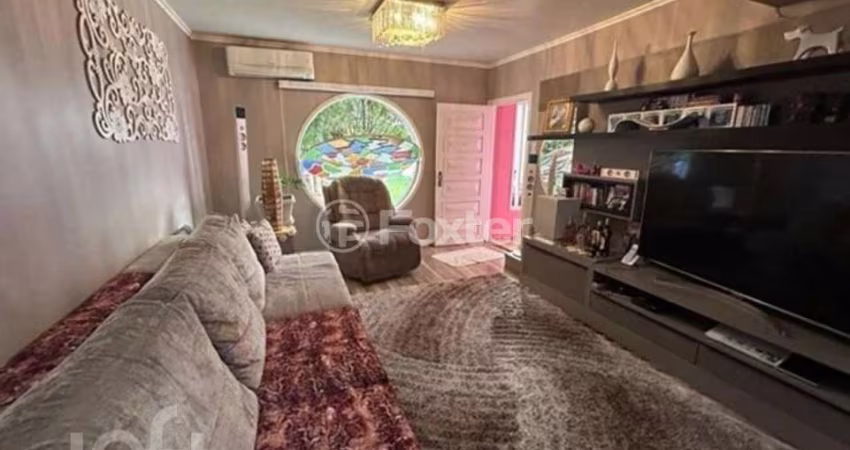 Casa com 2 quartos à venda na Avenida Padre Claret, 208, Centro, Esteio