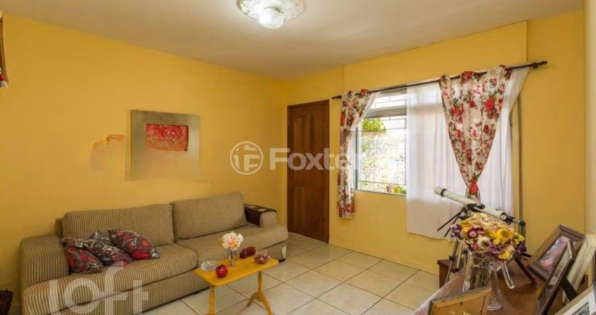 Casa com 3 quartos à venda na Avenida Bernardi, 442, Cristo Redentor, Porto Alegre