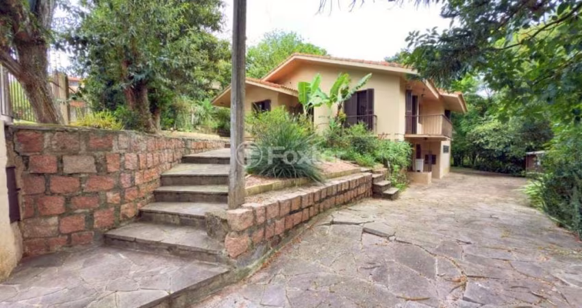 Casa com 3 quartos à venda na Travessa Paraíso, 89, Santa Tereza, Porto Alegre