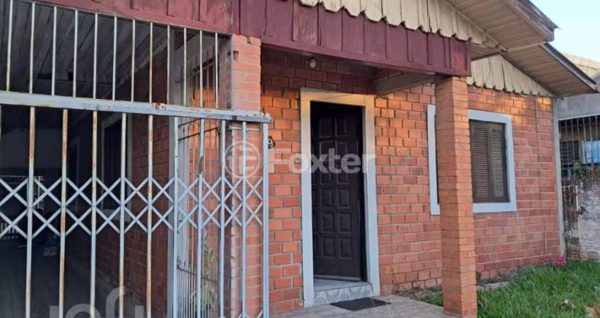 Casa com 2 quartos à venda na Rua Capiberibe, 139, Igara, Canoas