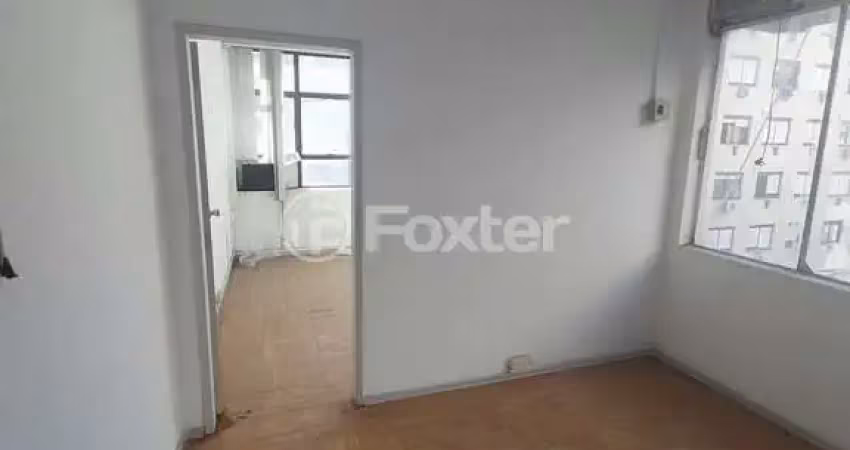Sala comercial com 2 salas à venda na Rua Vigário José Inácio, 547, Centro Histórico, Porto Alegre